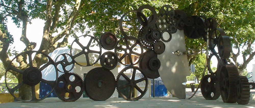 monumento memória, parte de trás